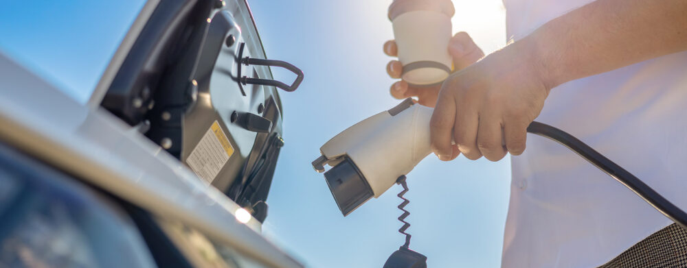 Elektromotor: Vorteile und Nachteile im Überblick für eine informierte Entscheidung 1 Elektromotor: Vorteile und Nachteile im Überblick für eine informierte Entscheidung