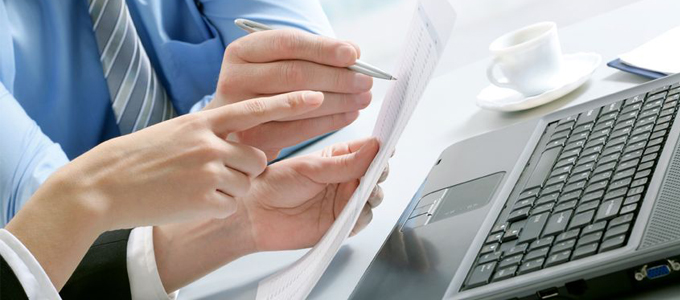 Gleitzeit: Vorteile und Nachteile für Arbeitnehmer und Arbeitgeber
