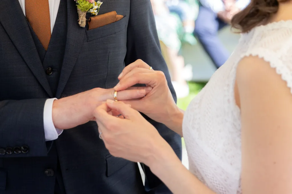 Vorteile und Nachteile von Heiraten: Alles, was du wissen musst 1 Vorteile und Nachteile von Heiraten: Alles, was du wissen musst
