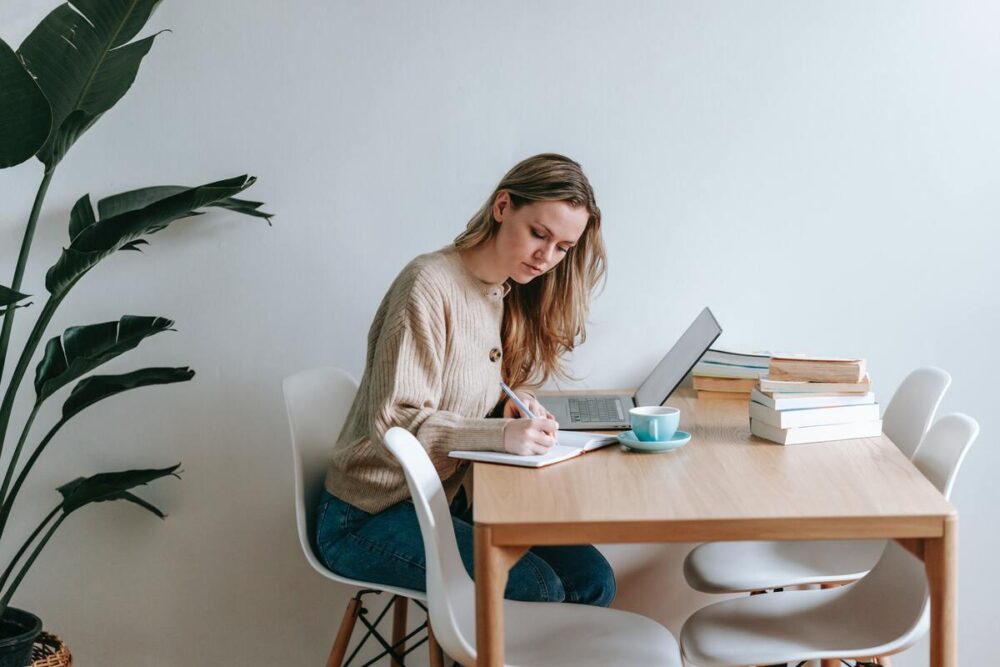 Vorteile und Nachteile von Home Office: Eine umfassende Analyse für Arbeitnehmer und Arbeitgeber